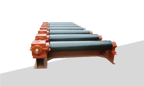 Conveyor roller table