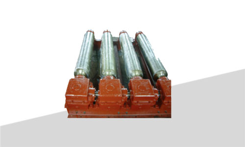 Conveyor roller table